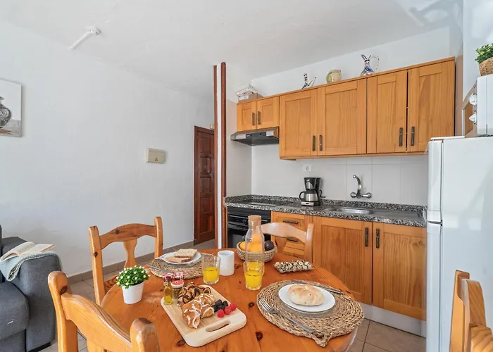 Infinity Pool Views Floritas *