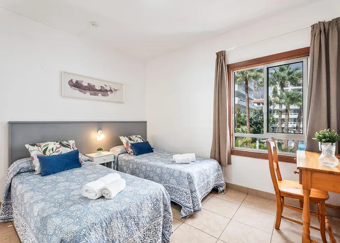 Infinity Pool Views 美洲海滩