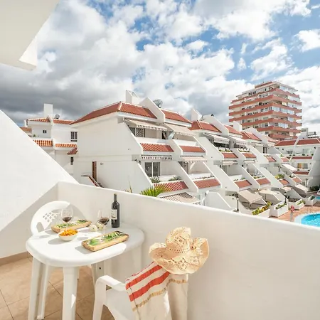 Infinity Pool Views Apartamento