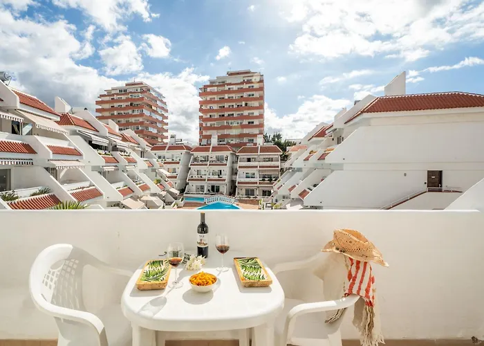 Infinity Pool Views Apartamento Playa de las Américas